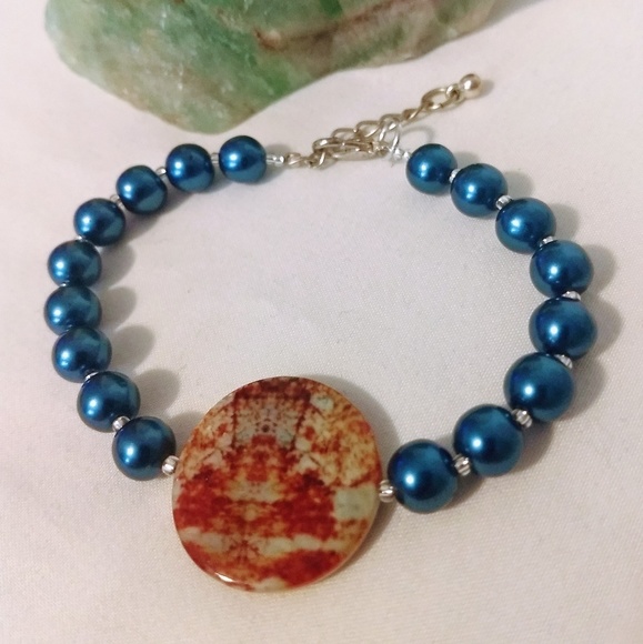 Subtle Delights Jewelry - Piece #246 "Au Naturale" Pendant Beadwork Bracelet